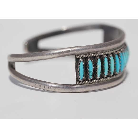 Valentino & Matilda Banteah - Zuni Native Sterling Silver Needle Point Bracelet - Picture 6 of 8